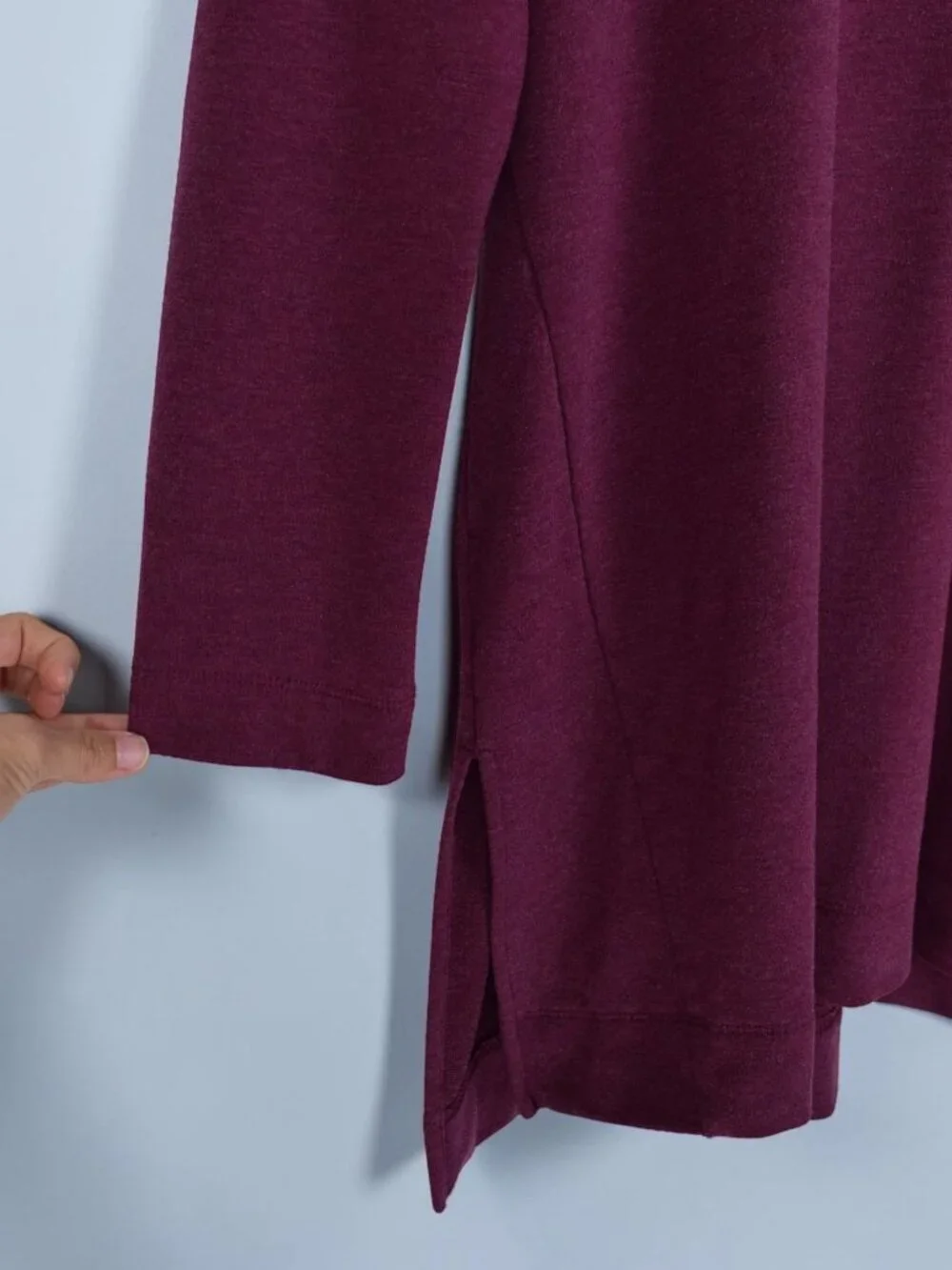 J. JILL LUXE TENCEL PURE JILL MAROON PURPLE V-NECK SWEATSHIRT TUNIC TOP - Picture 4 of 8